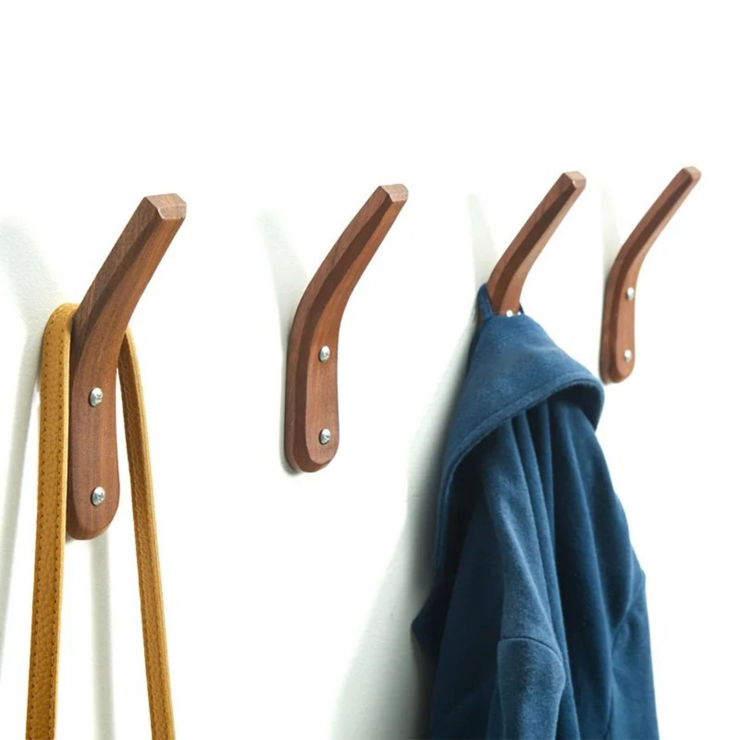 Patère individuelle en bois - Style directionnel (Lot x4)
