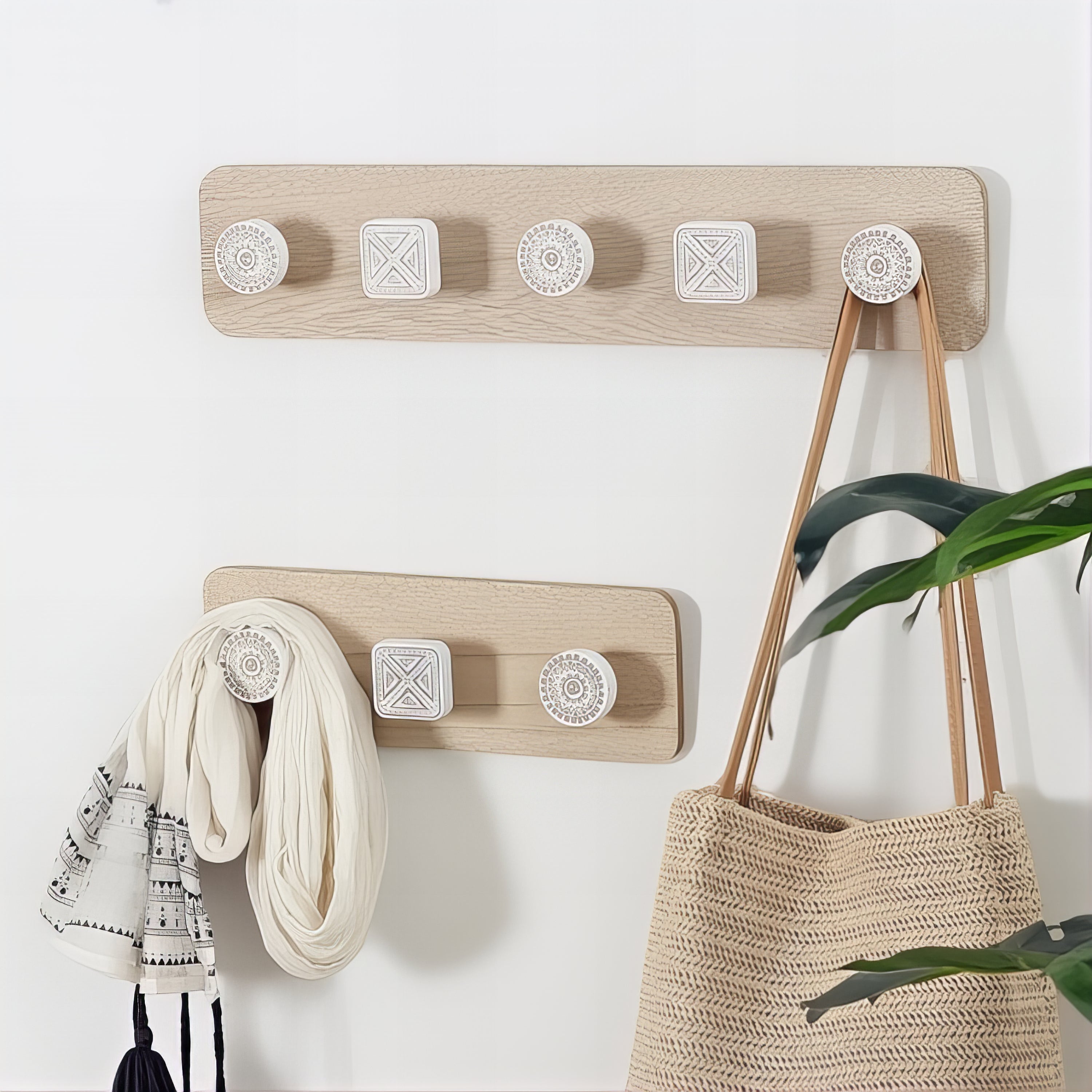 Porte-Manteau Mural en Bois Style Scandinave